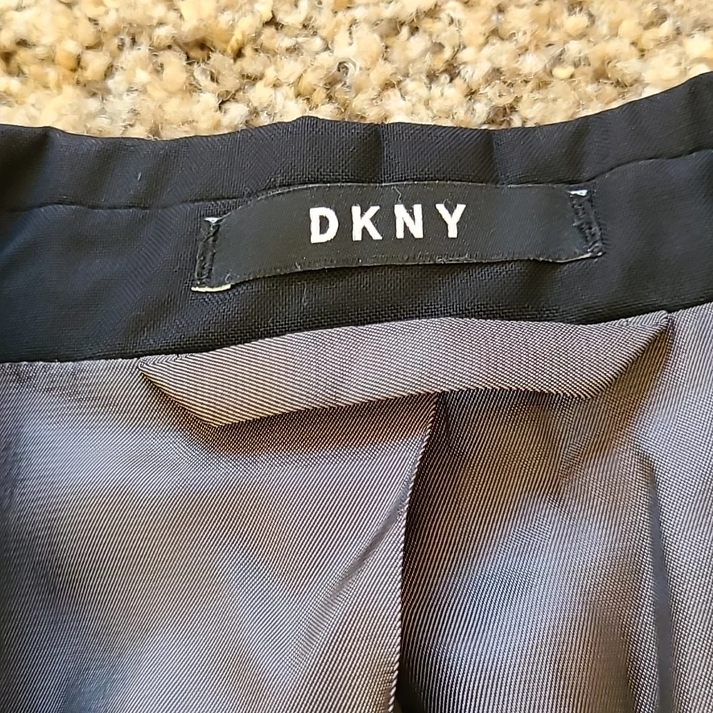 DKNY wool black blazer